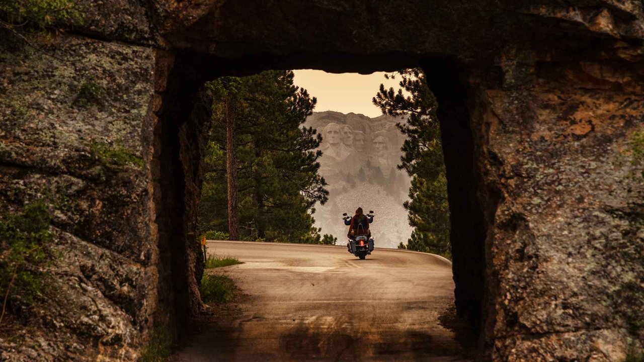 motorcycle driving to Mount Rushmore