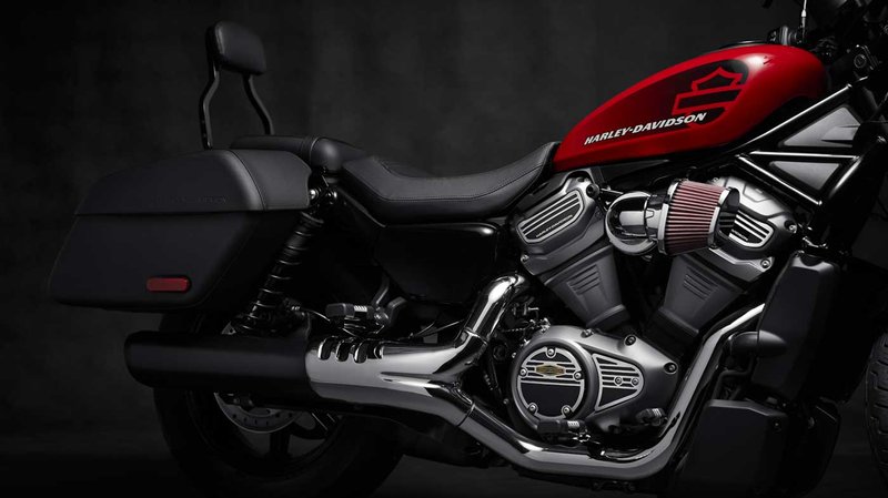 Harley-Davidson Darkside Eats Up $5K of Custom Parts, Brakes Worth Half  That - autoevolution