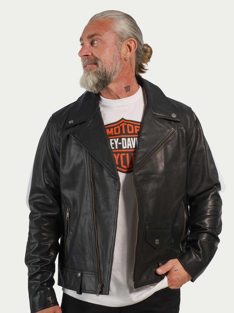 https://www.harley-davidson.com/content/dam/h-d/images/category-images/2023/hero-cards/4-up/m-leather-jacket2-hc4.jpg?impolicy=myresize&rw=1000