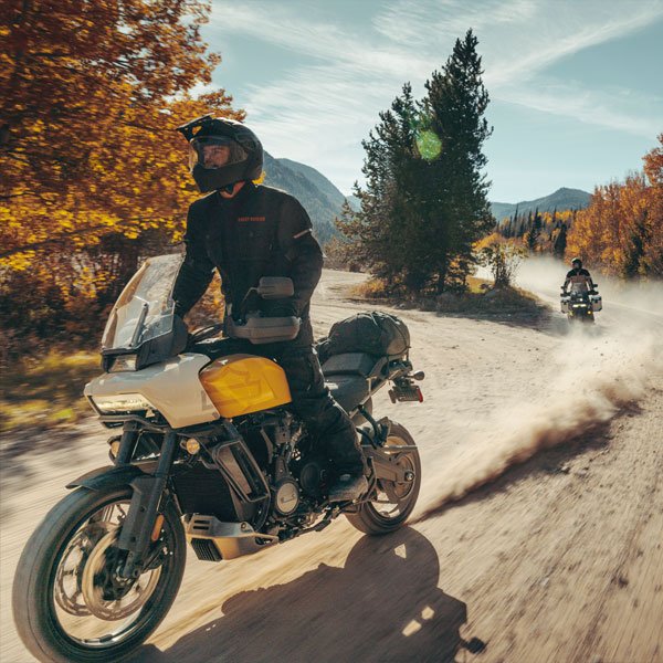 motorcycles riding in the northwest United States