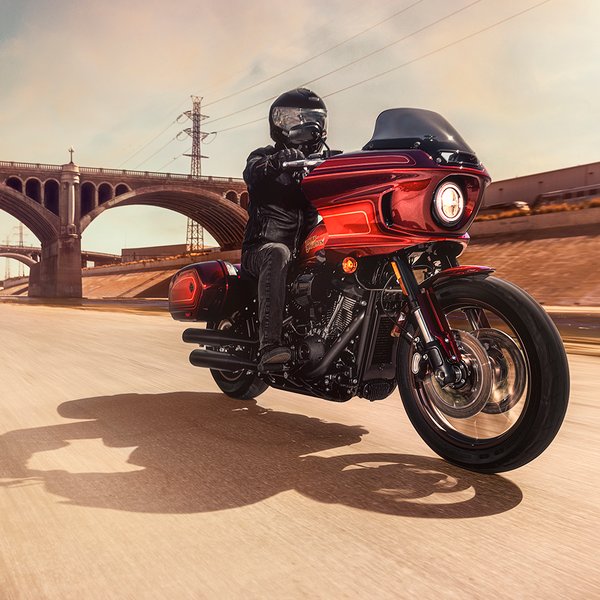 Vídeos de las motos Electra Glide Revival y Low Rider El Diablo