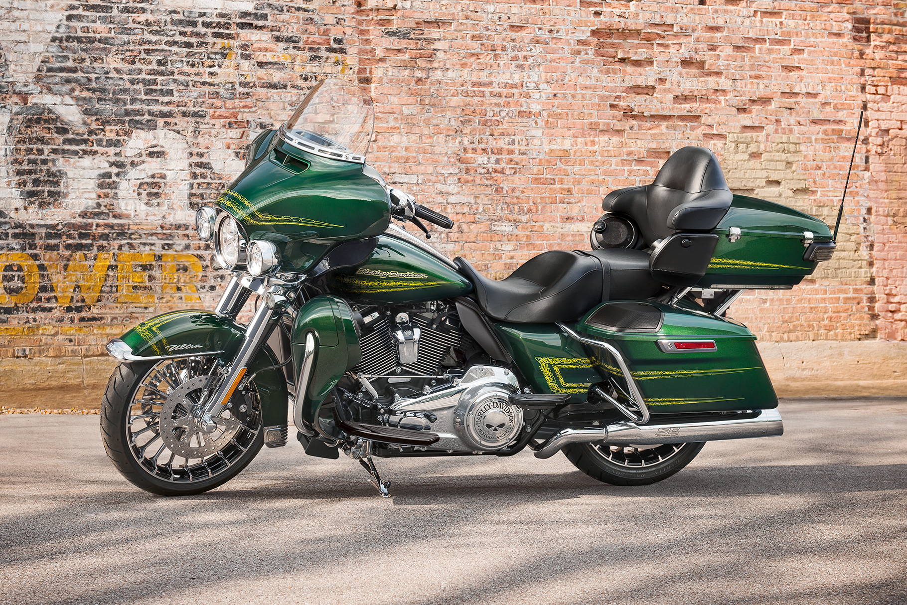  2019  Electra Glide Ultra  Classic  Motorcycle Harley  