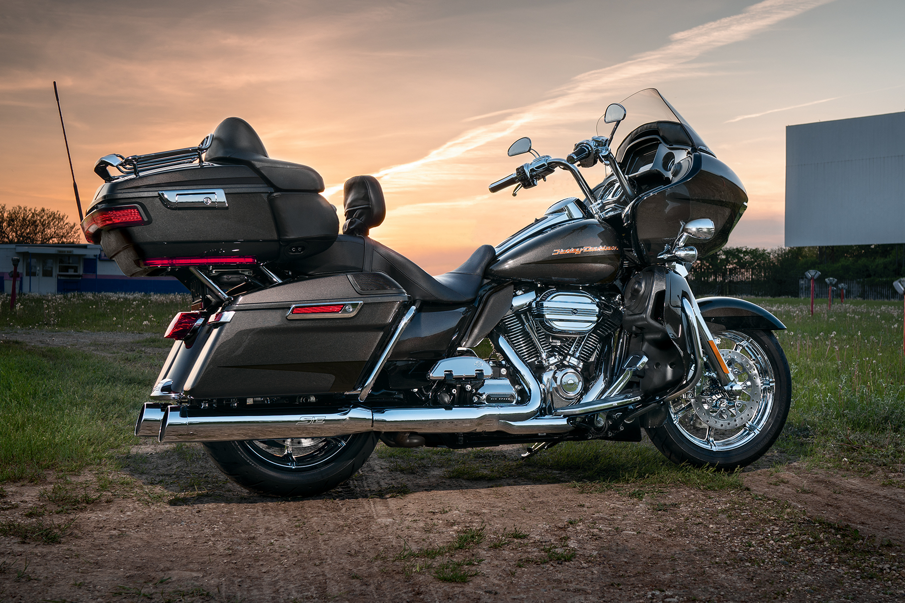 2019 Road  Glide  Ultra Motorcycle Harley Davidson  USA