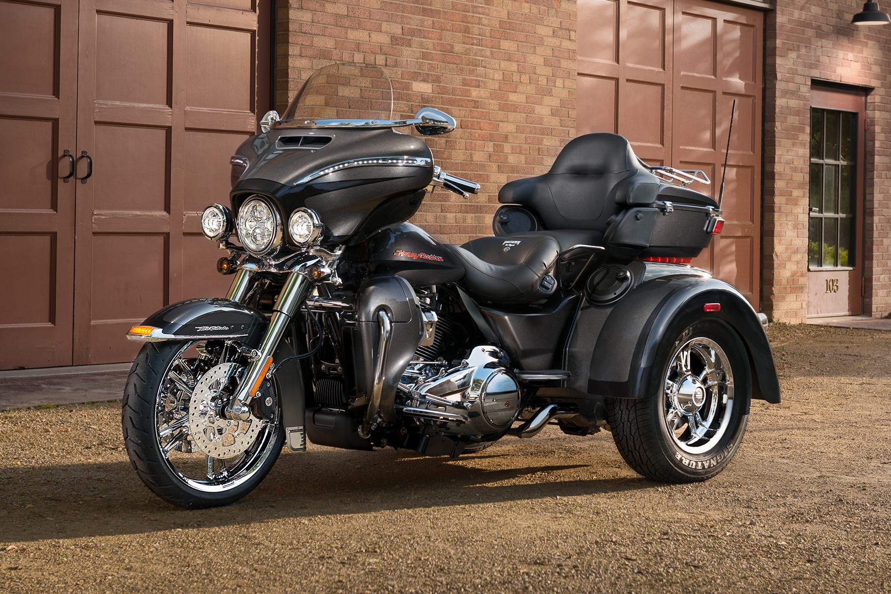 2019 Tri Glide Ultra Motorcycle Harley Davidson USA