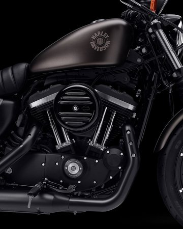Iron 883 motorcycle Air cooled evolution engine