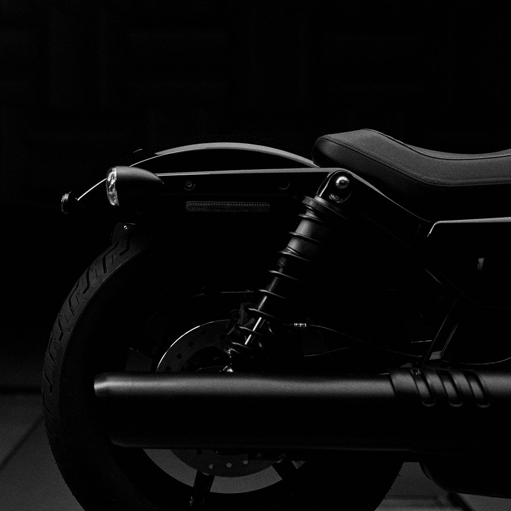 Zbliżenie na motocykl 2022 Nightster 