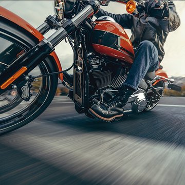 Flot billede af Breakout 117 motorcykel