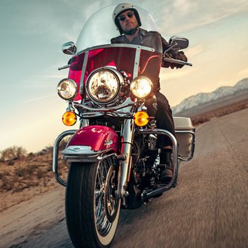 Améliorations de la sécurité du motocycliste avec la motocyclette Electra Glide Highway King