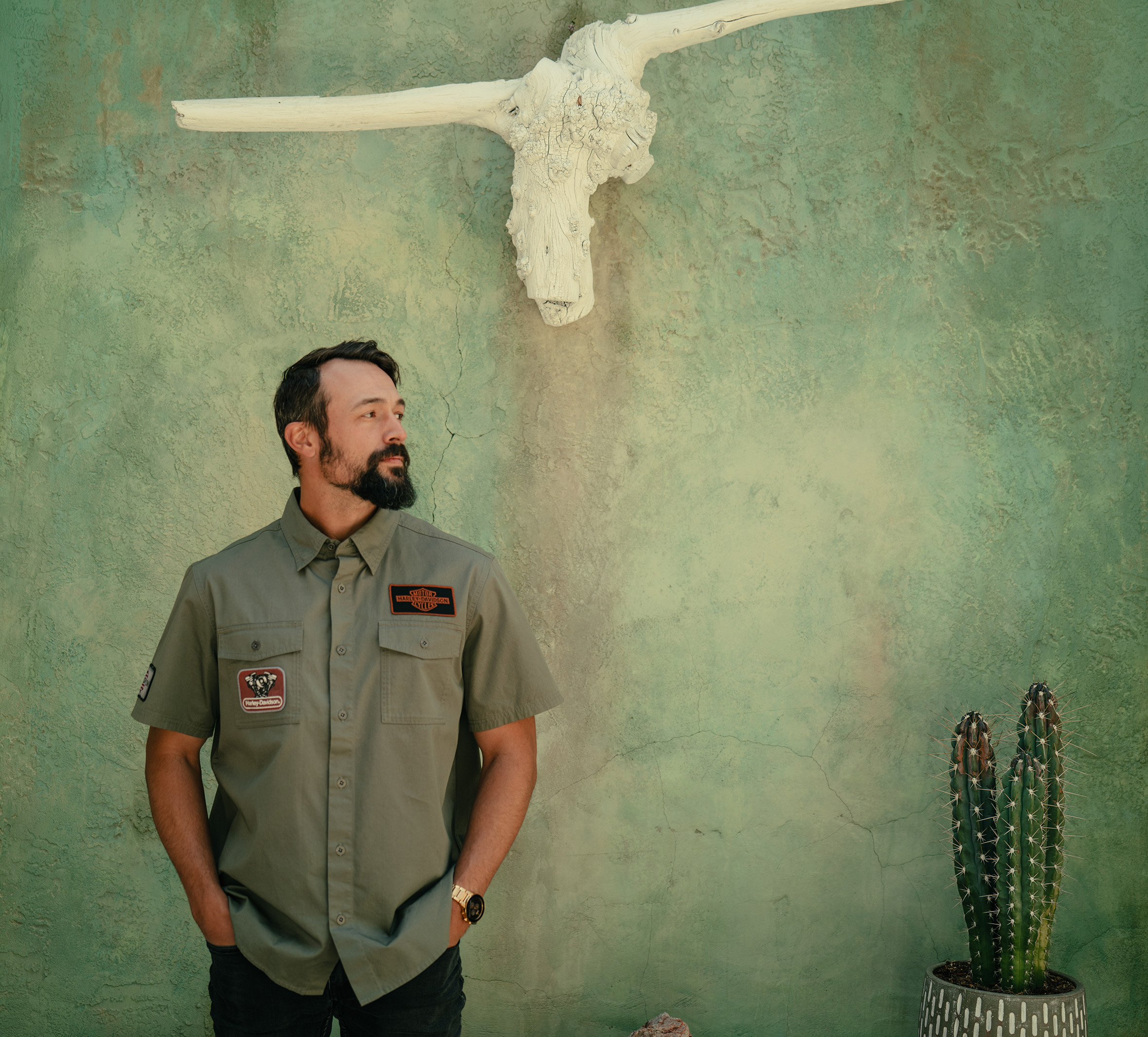 Men's V-Twin Equipped Solid Mechanics Shirt