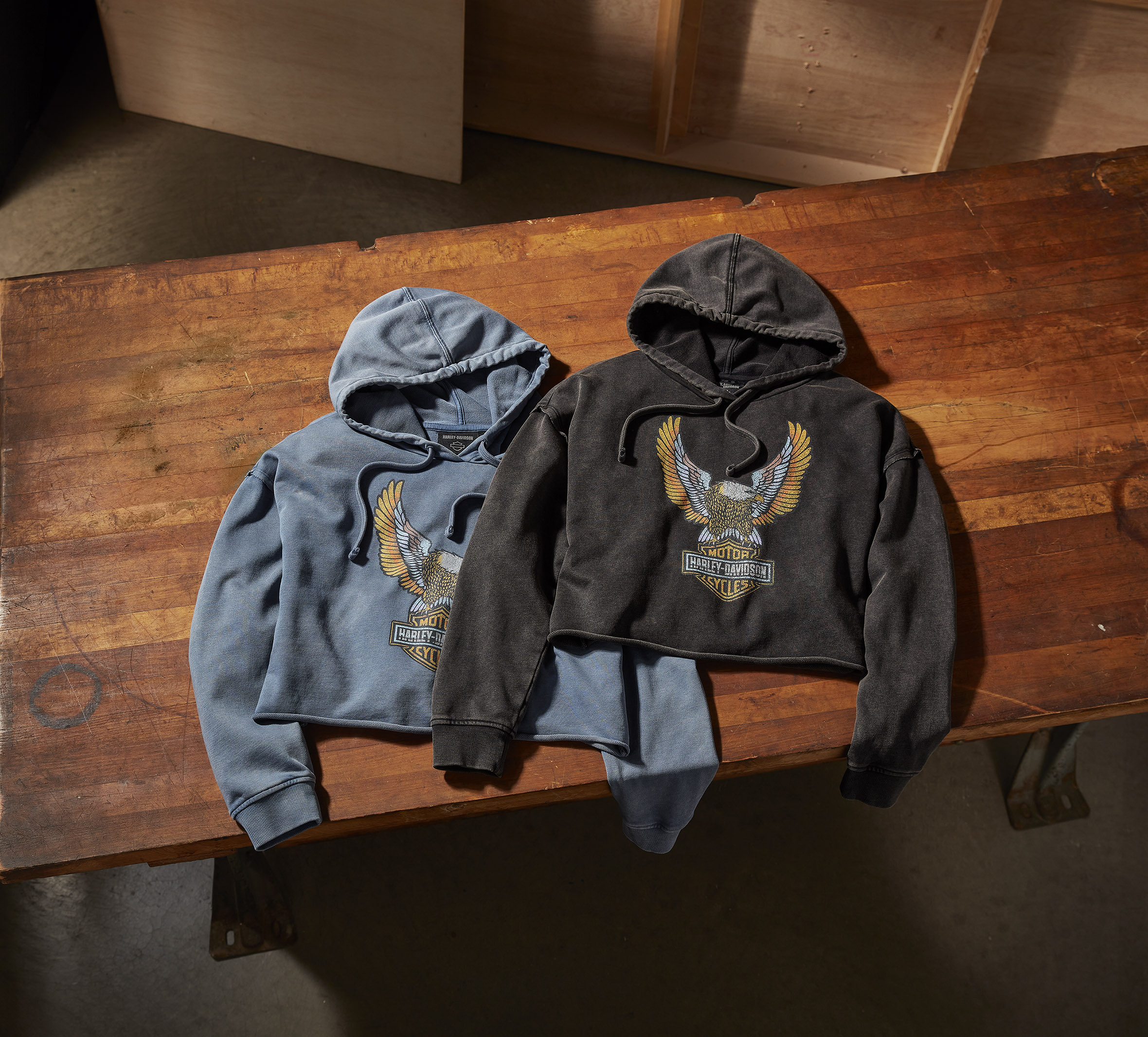 Women's Neon Eagle Cropped Pullover Hoodie