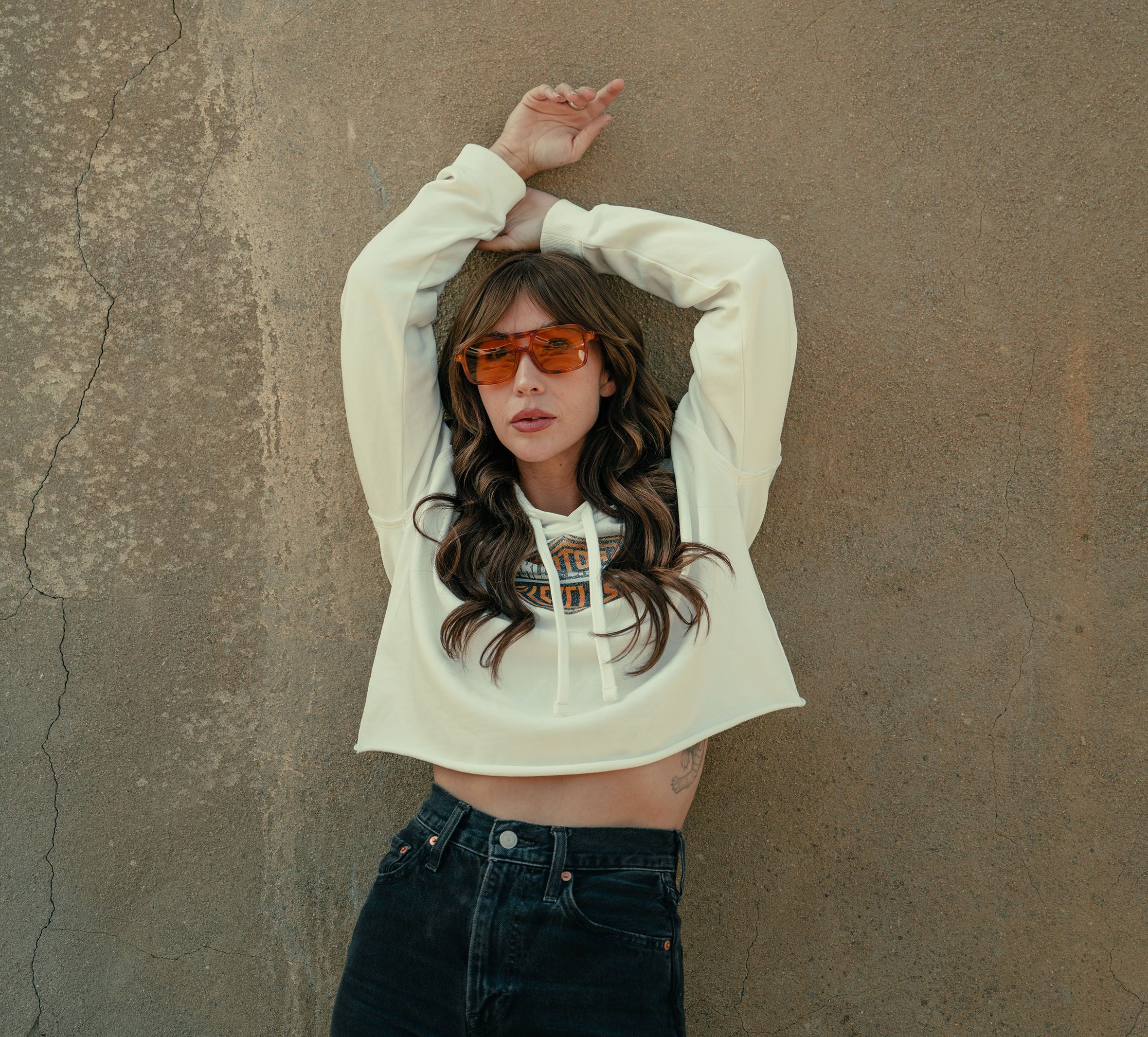 Women's Chrome Evo Bar & Shield Cropped Pull Over Hoodie