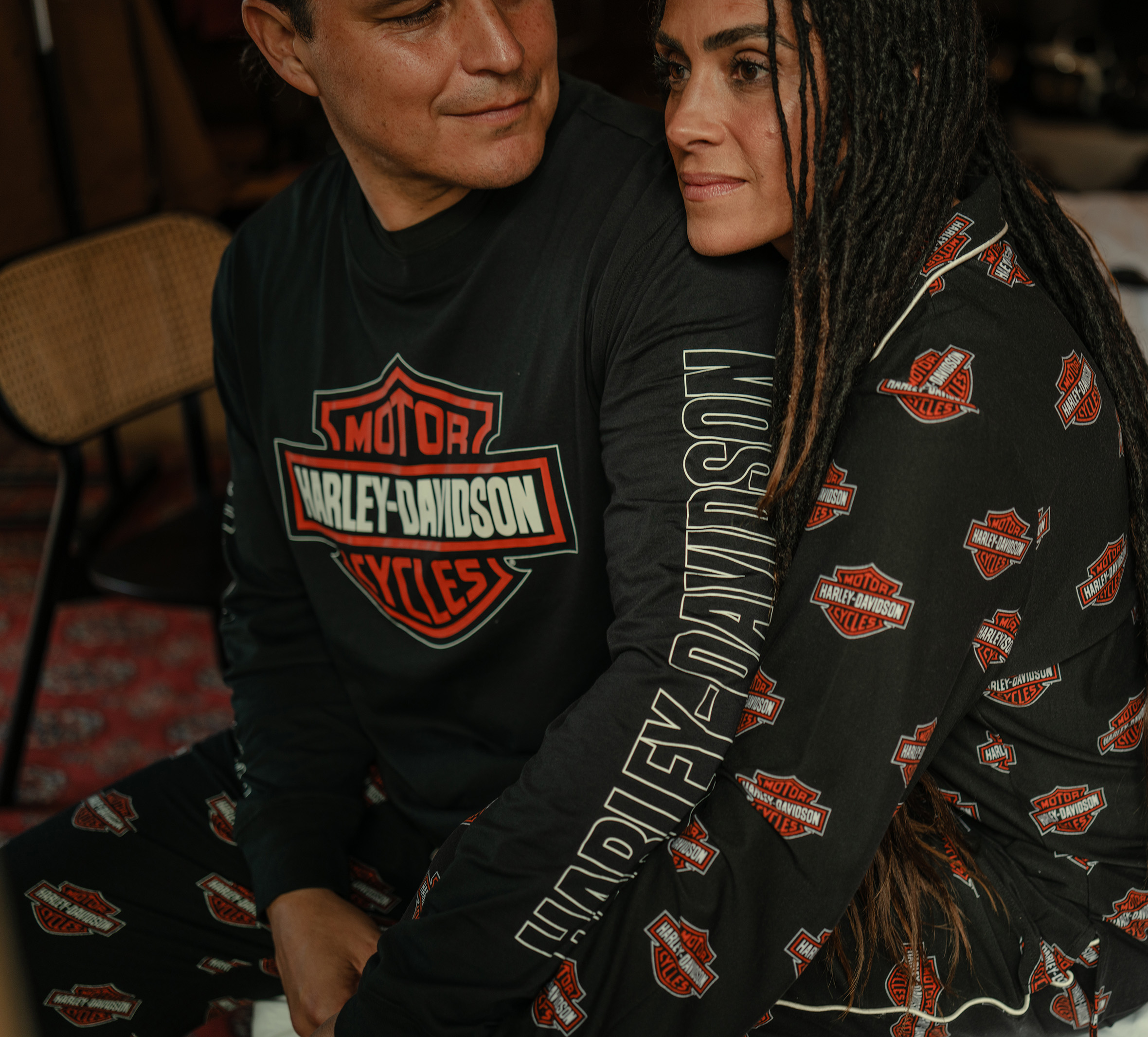 Men's Bar & Shield Long Sleeve Pajama Set