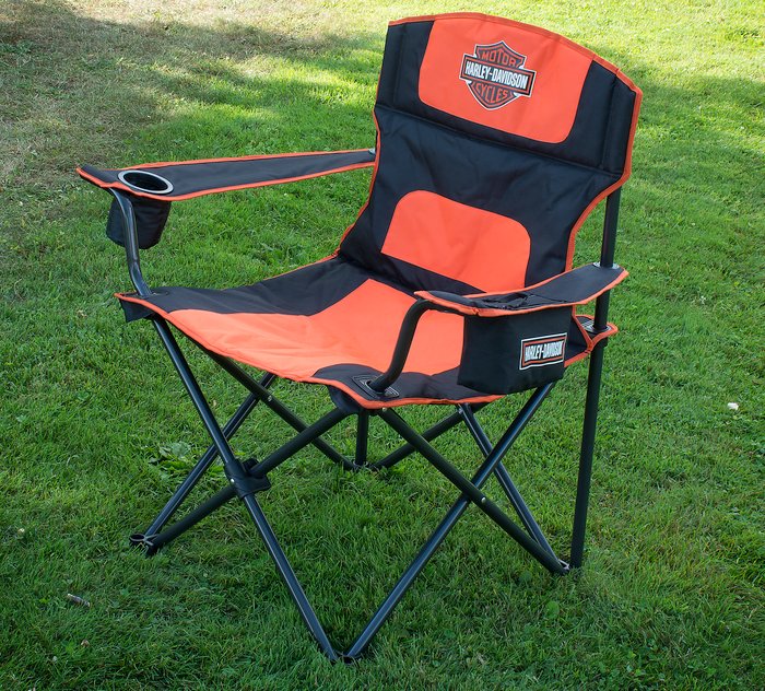 Bar & Shield Folding Chair