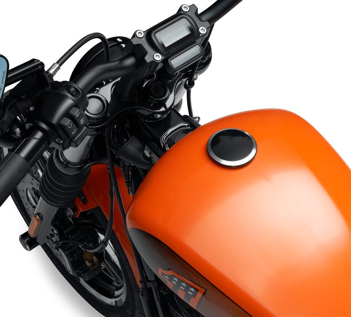 Trouvez votre BOUCHONS DE RÉSERVOIR POUR WLC parmi nos accessoires poour  réservoir de moto custom et Harley Davidson