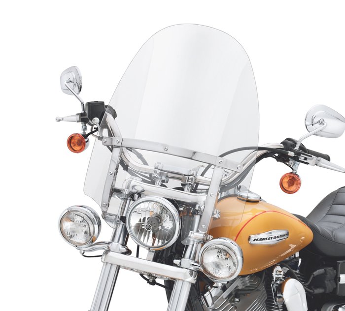 H-D Detachables Compact Windshield for Models Equipped with Auxiliary Lighting 1