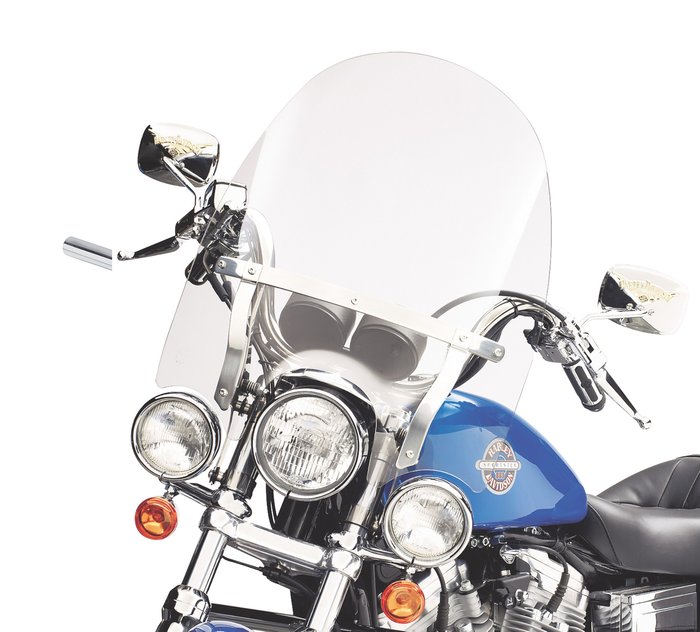 H-D Detachables Compact Windshield for Models with Auxiliary Lighting 1