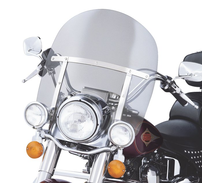King-Size H-D Detachables Windshield for Nacelle Equipped Models with Auxiliary Lamps - 16 in. Light Smoke 1