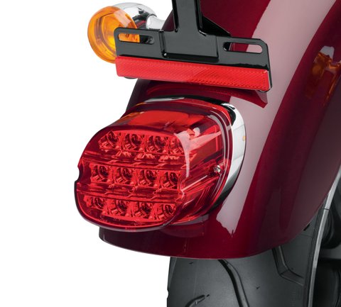 Pour ATV café racer Choppers Universal 12V Moto conduit de lumière intégré  de feu arrière d'arrêt de frein arrière de la lampe de signal - Chine Feu  arrière LED, café racer