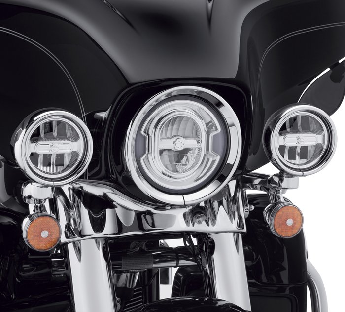 DEFIANCE COLLECTION - HEADLAMP TRIM RING 4 Auxiliary Lamp -<br />Black  Machine Cut. 61400355 / Ornaments-Chassis / Softail m8 / Parts &  Accessories / - House-of-Flames Harley-Davidson