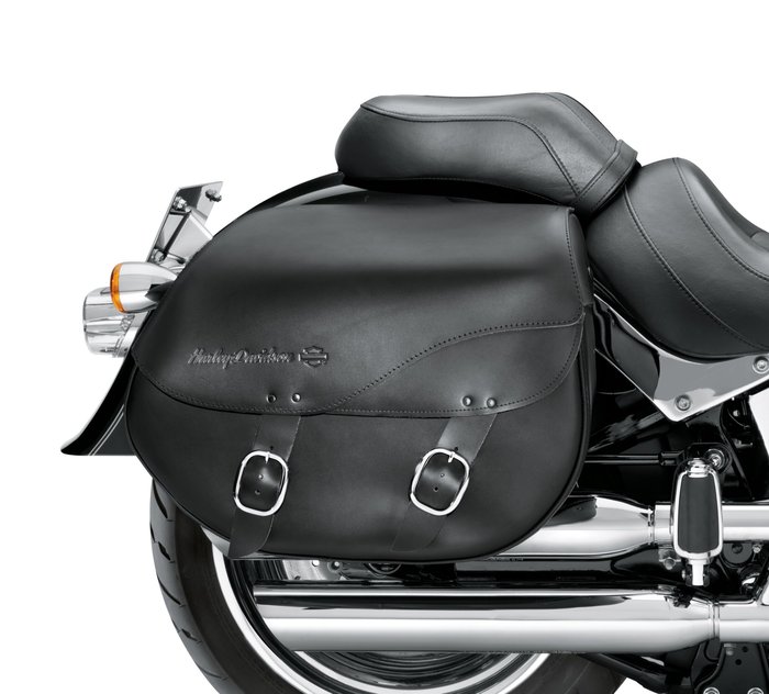 H-D Detachables Leather Saddlebags - Smooth 1