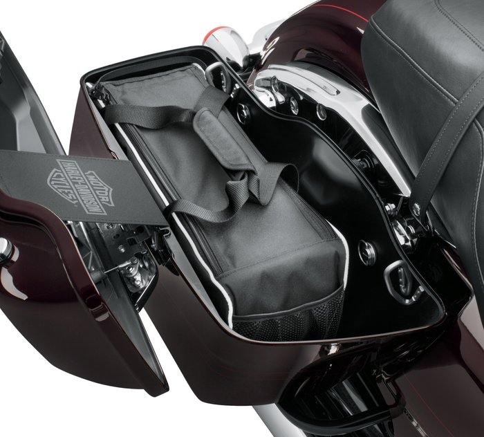 Leather Saddlebags - Guide to Sizes, Materials, and Options