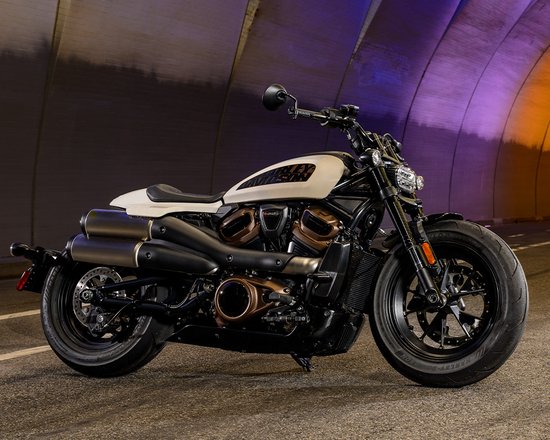 https://www.harley-davidson.com/content/dam/h-d/images/promo-images/2022/cta/sportster-s-cta-mobile.jpg?impolicy=myresize&rw=550