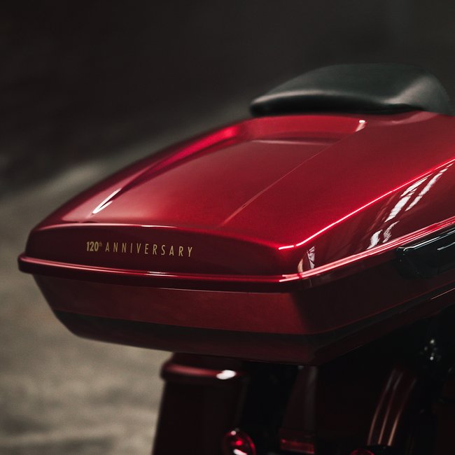 Parts and accessories beauty shot