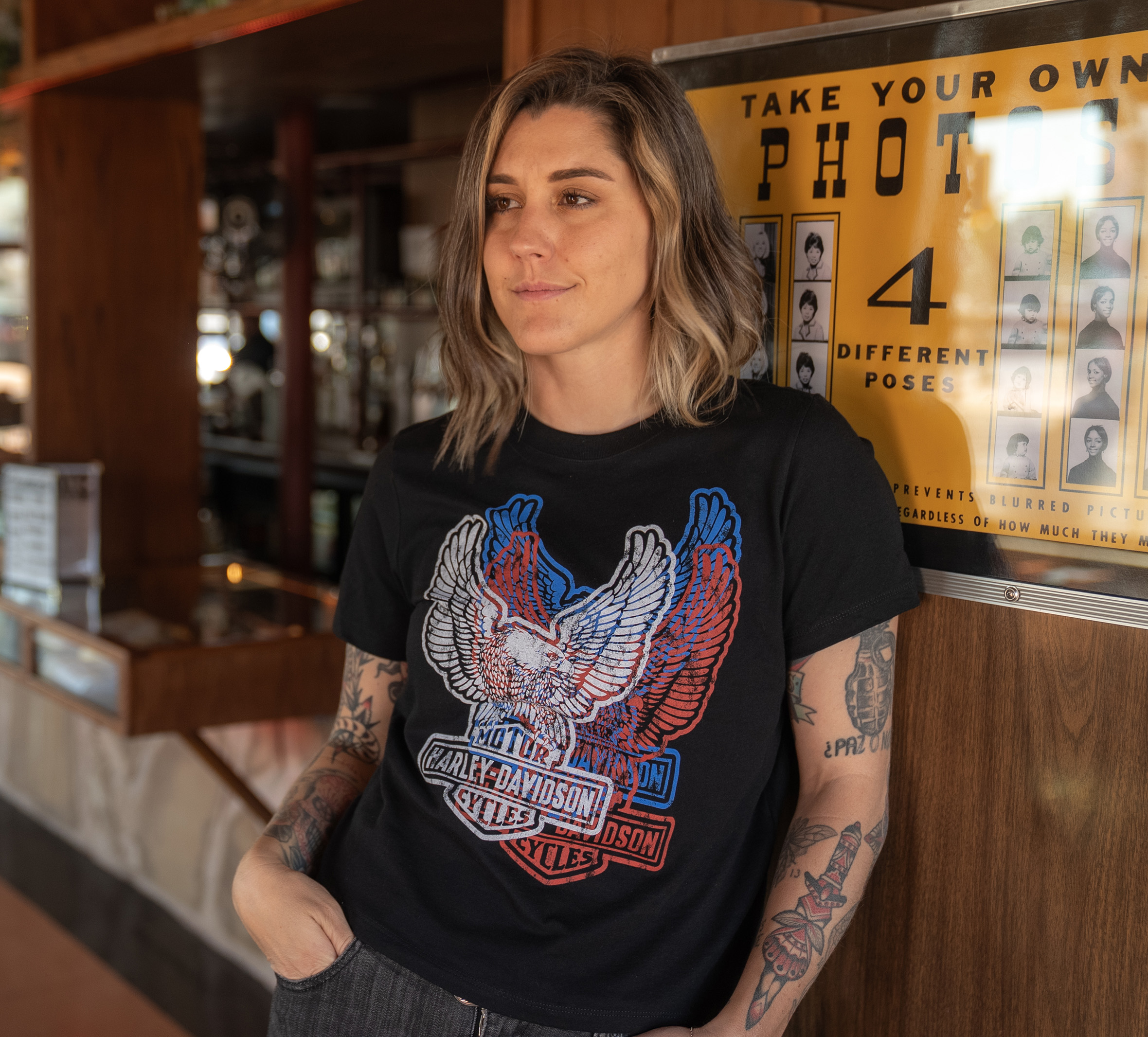 Women's Upswept Eagle Americana Midi Tee