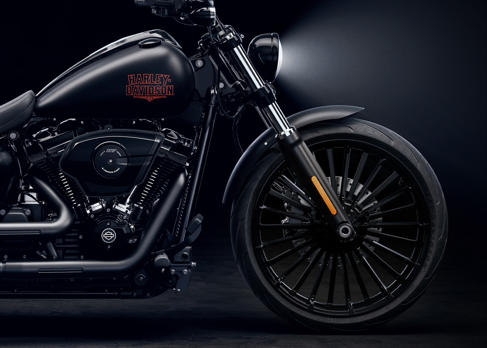 2026 Breakout Beauty Rake Blacked-out Front Wheel