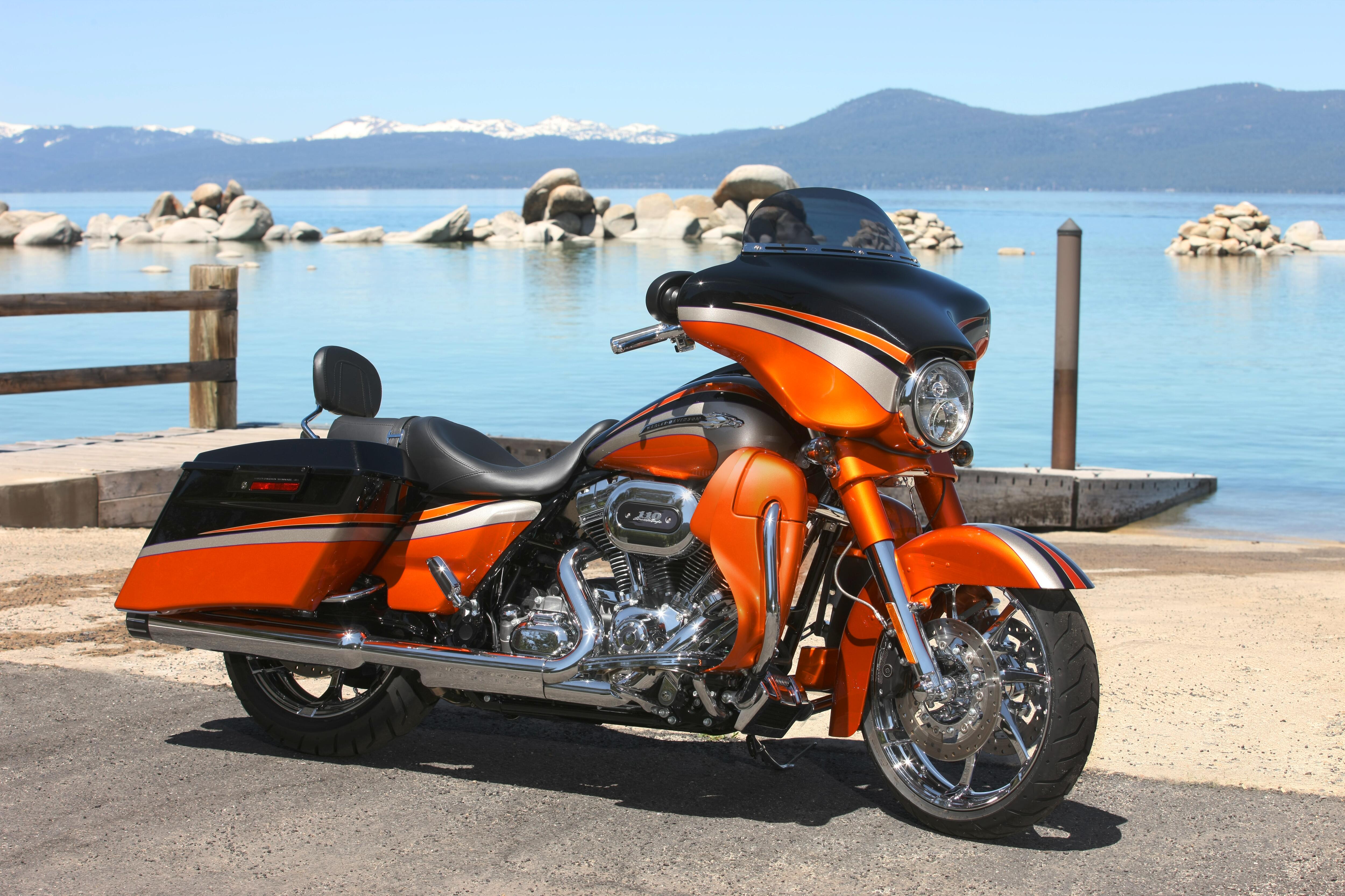 CVO Street Glide Motorcycle Infront of Lake Mountain