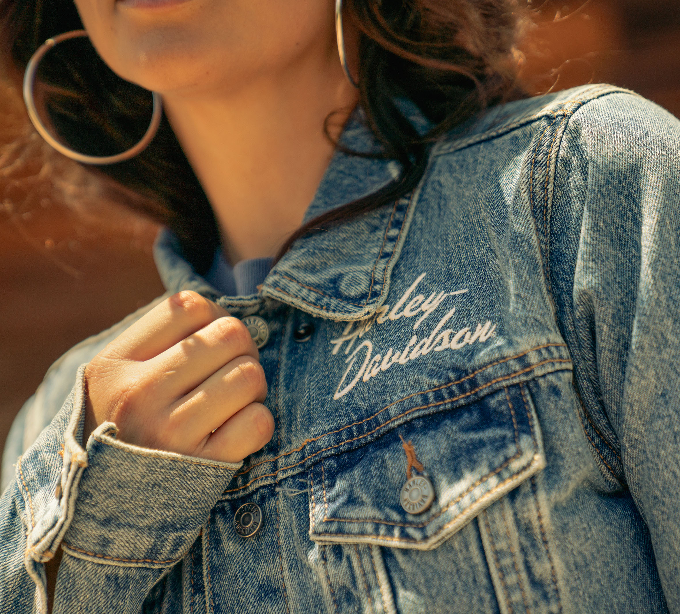 Women's Essential Bar & Shield Denim Jacket