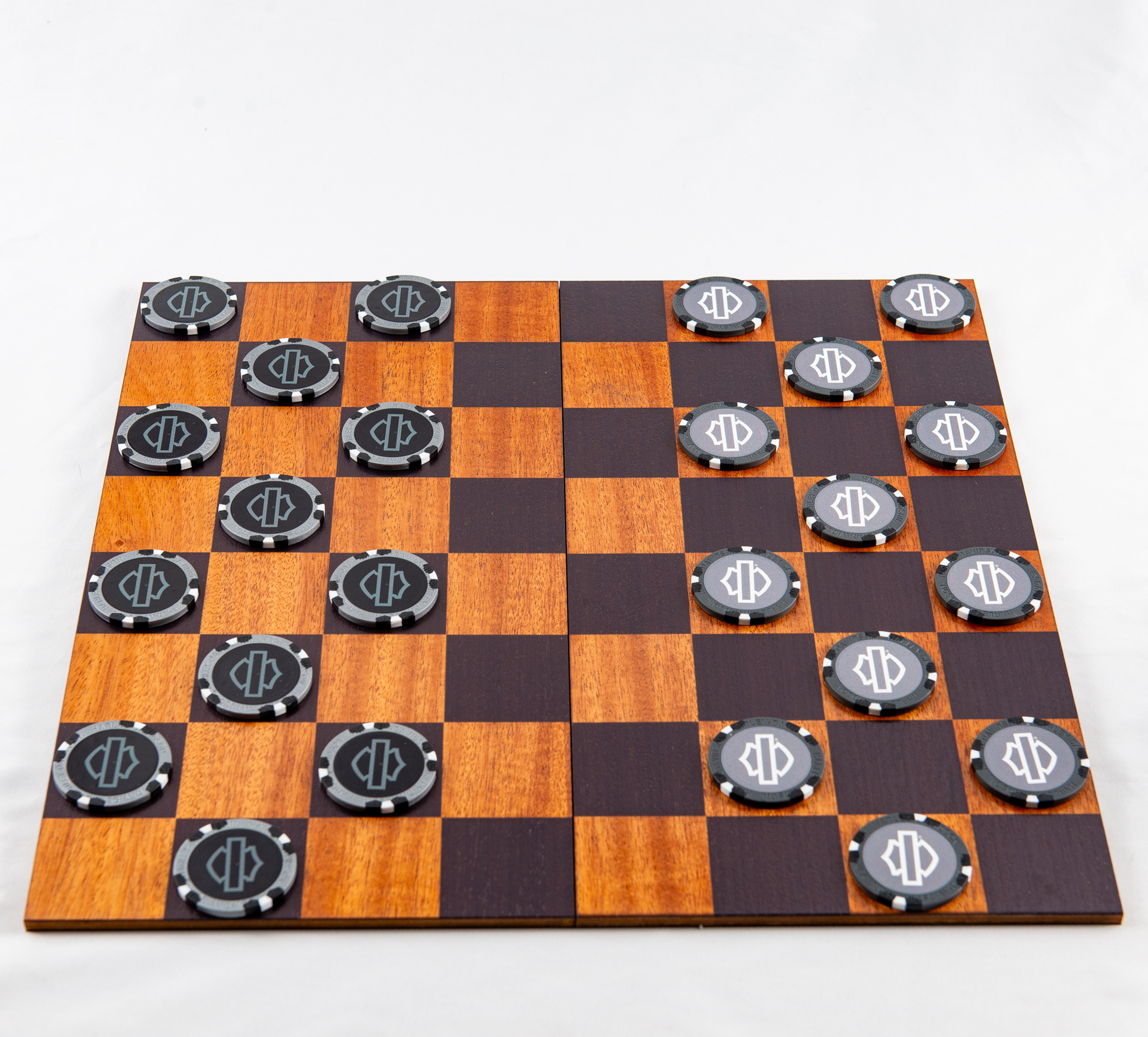 H-D Deluxe 3 in 1 Game Set Four across / Checkers / Playing cards