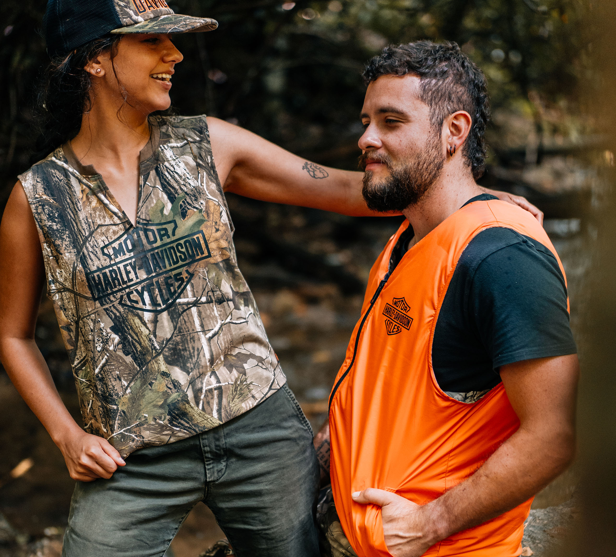 Harley-Davidson スカジャン リバーシブル LB Men's Harley-Davidson x Realtree Reversible Vest | Harley-Davidson USA