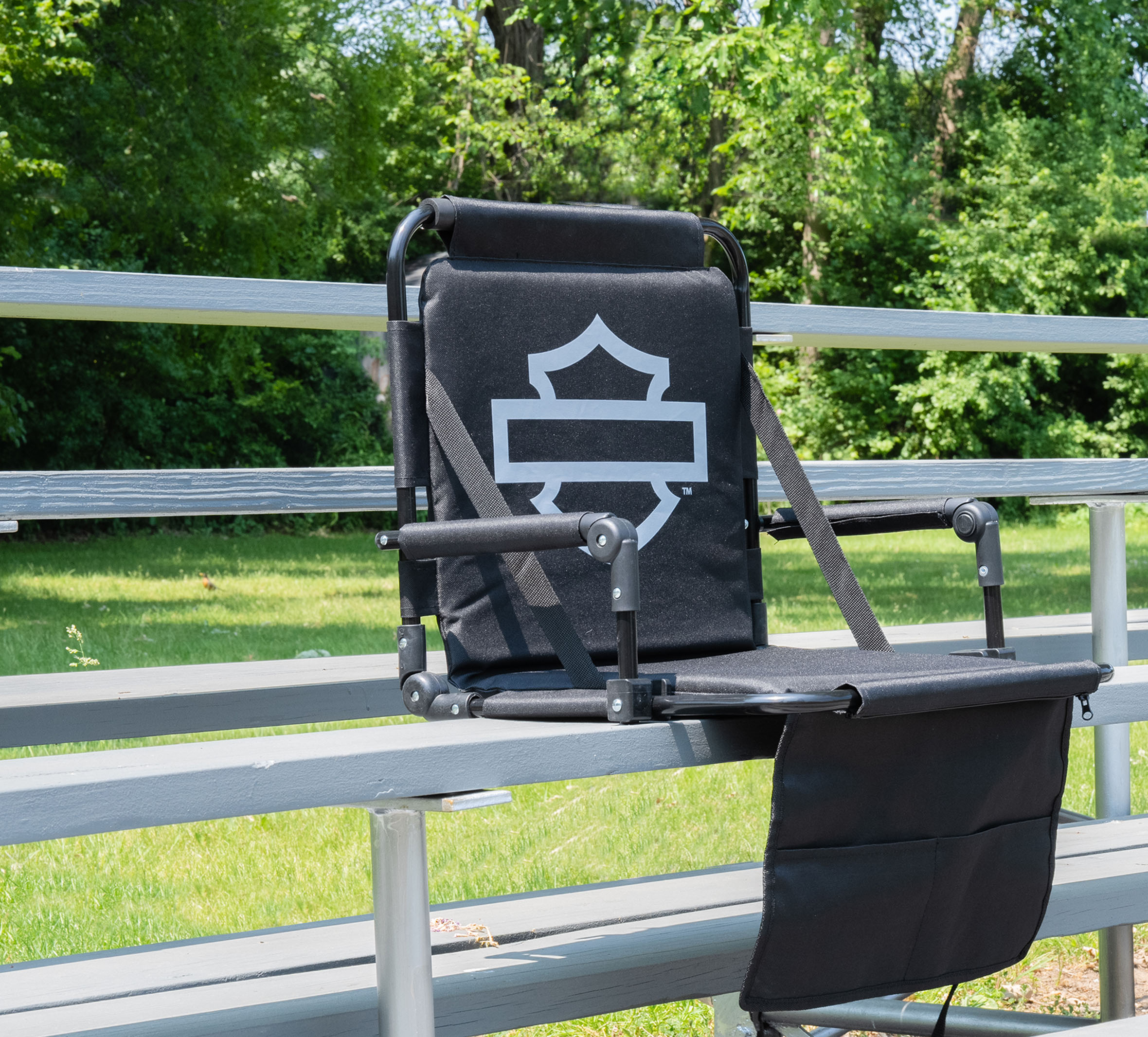 H-D Open Bar & Shield Stadium Seat