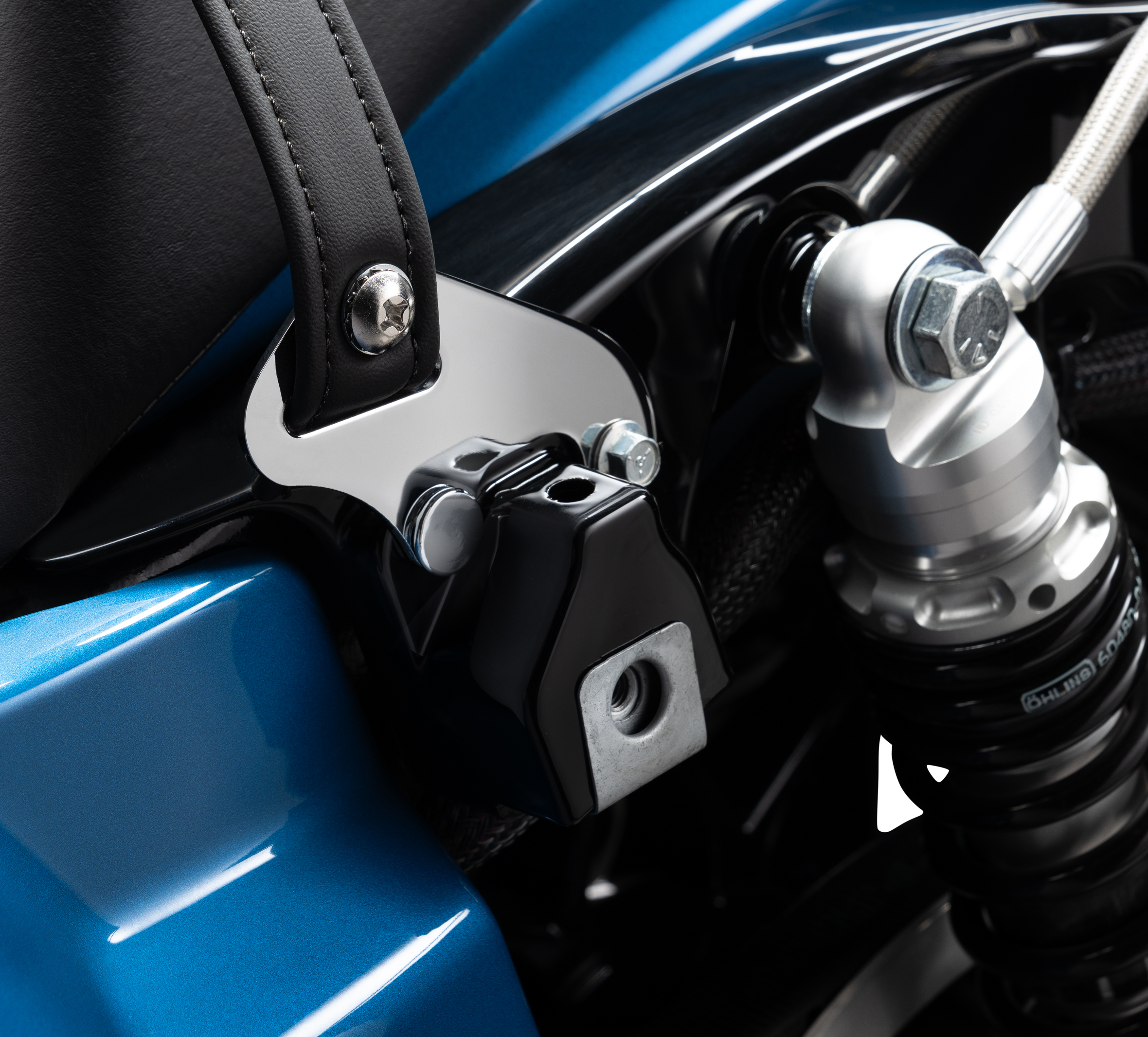 Solo Seat to Two-Up Seat Hardware Kit