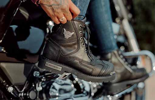 How Do You Tighten Motorcycle Boots