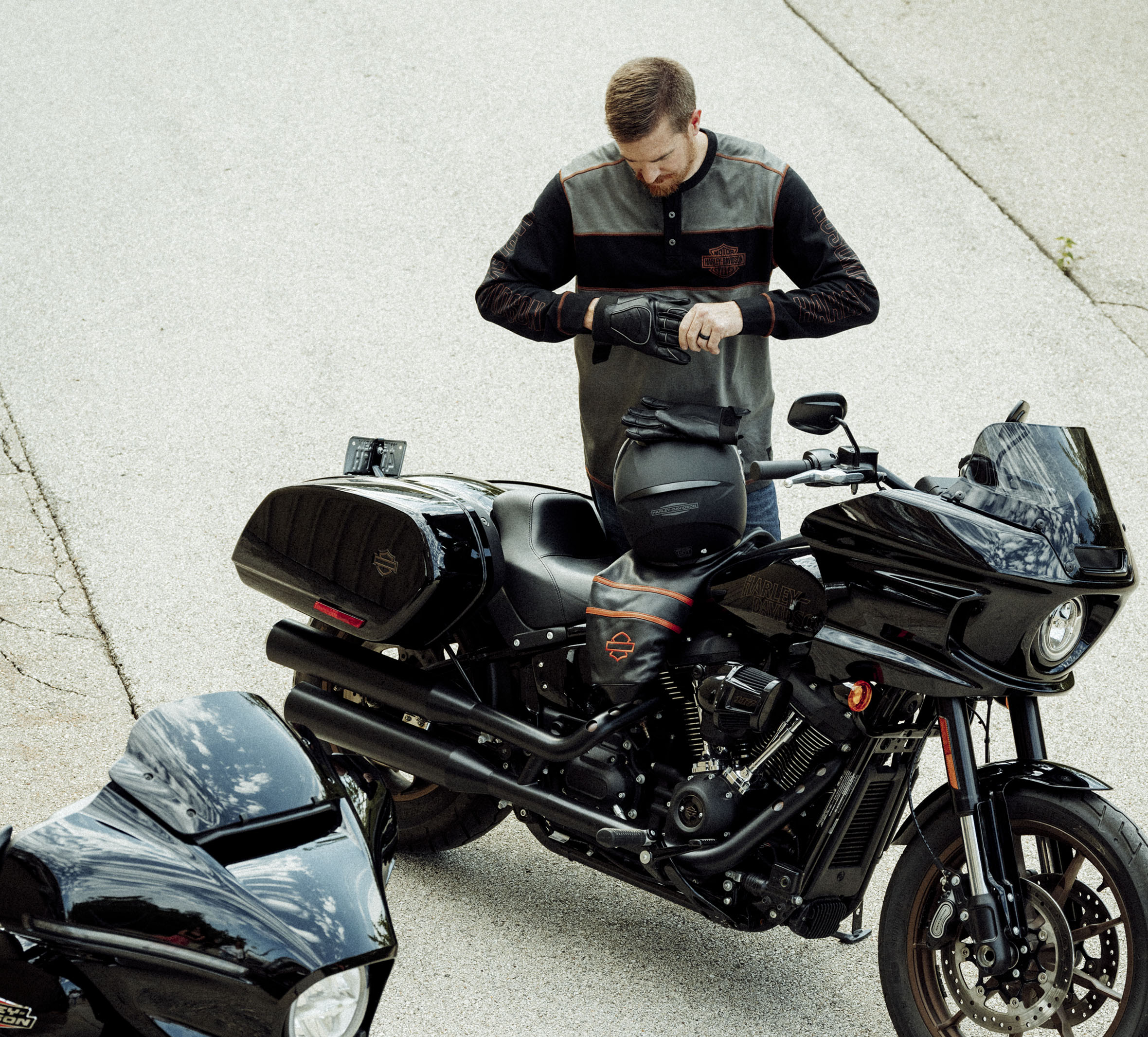 Men's Iron Bar Henley