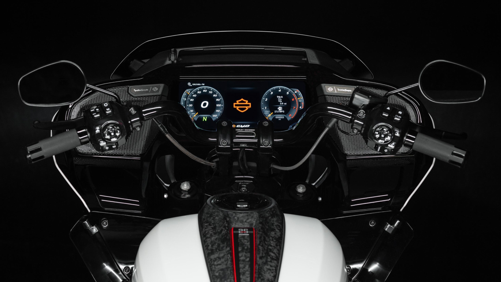 Prezentační snímek motocyklu CVO Road Glide ST