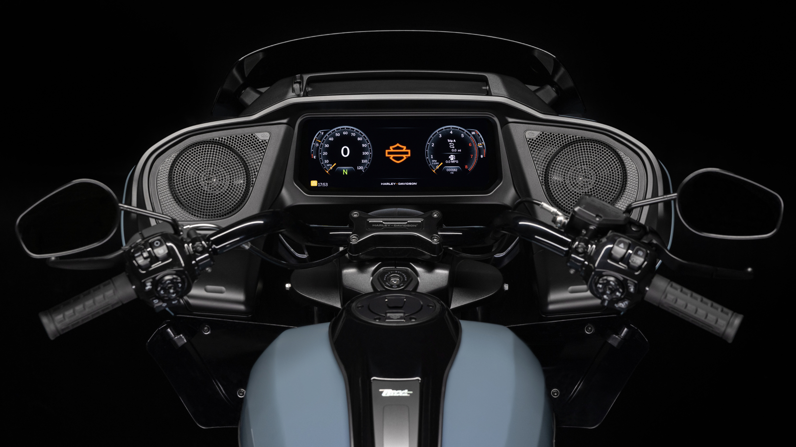 Road Glide Beauty shot