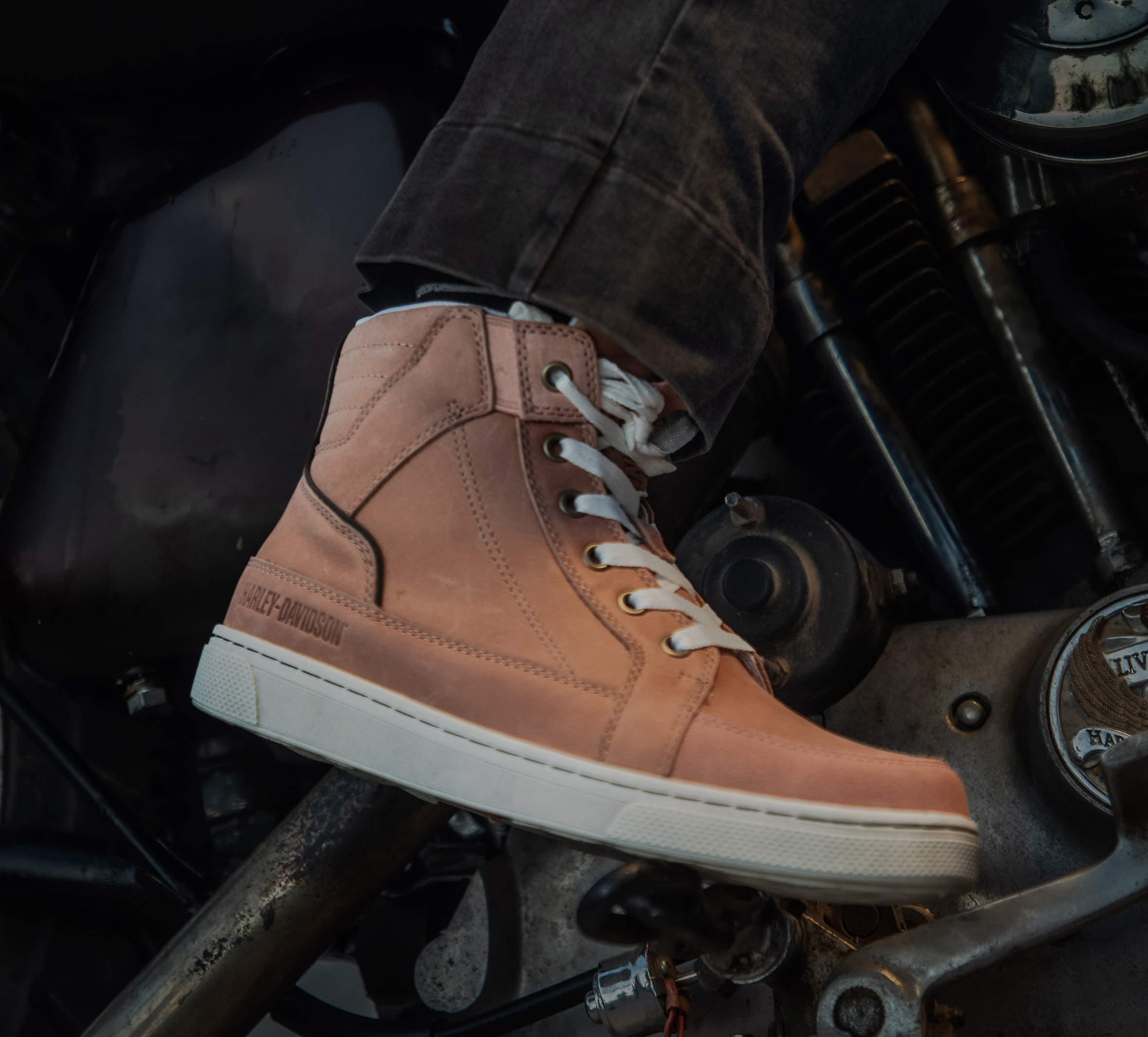 Women's Arbury Waterproof Riding Sneaker