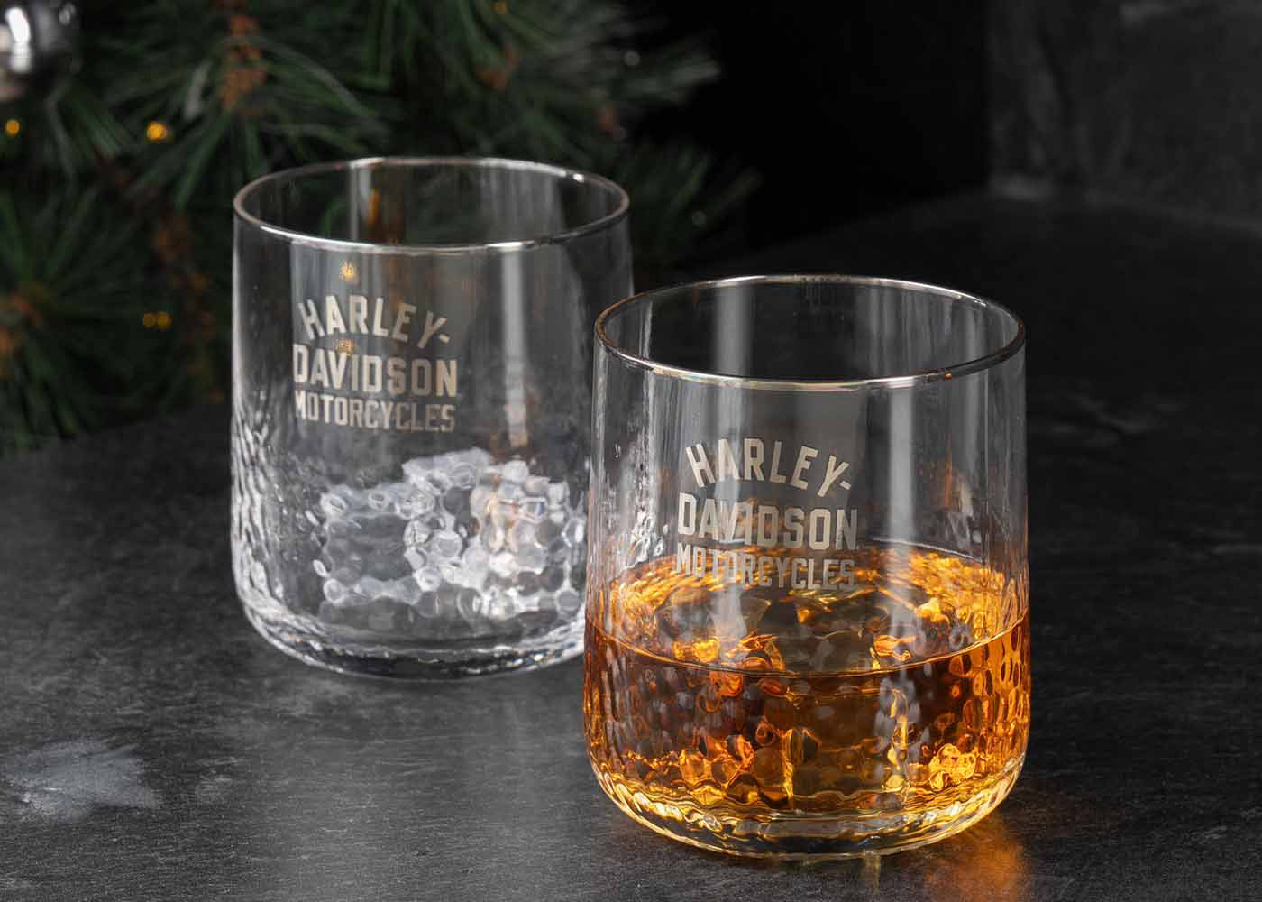 Swooping Eagle Stone Base Glass Set