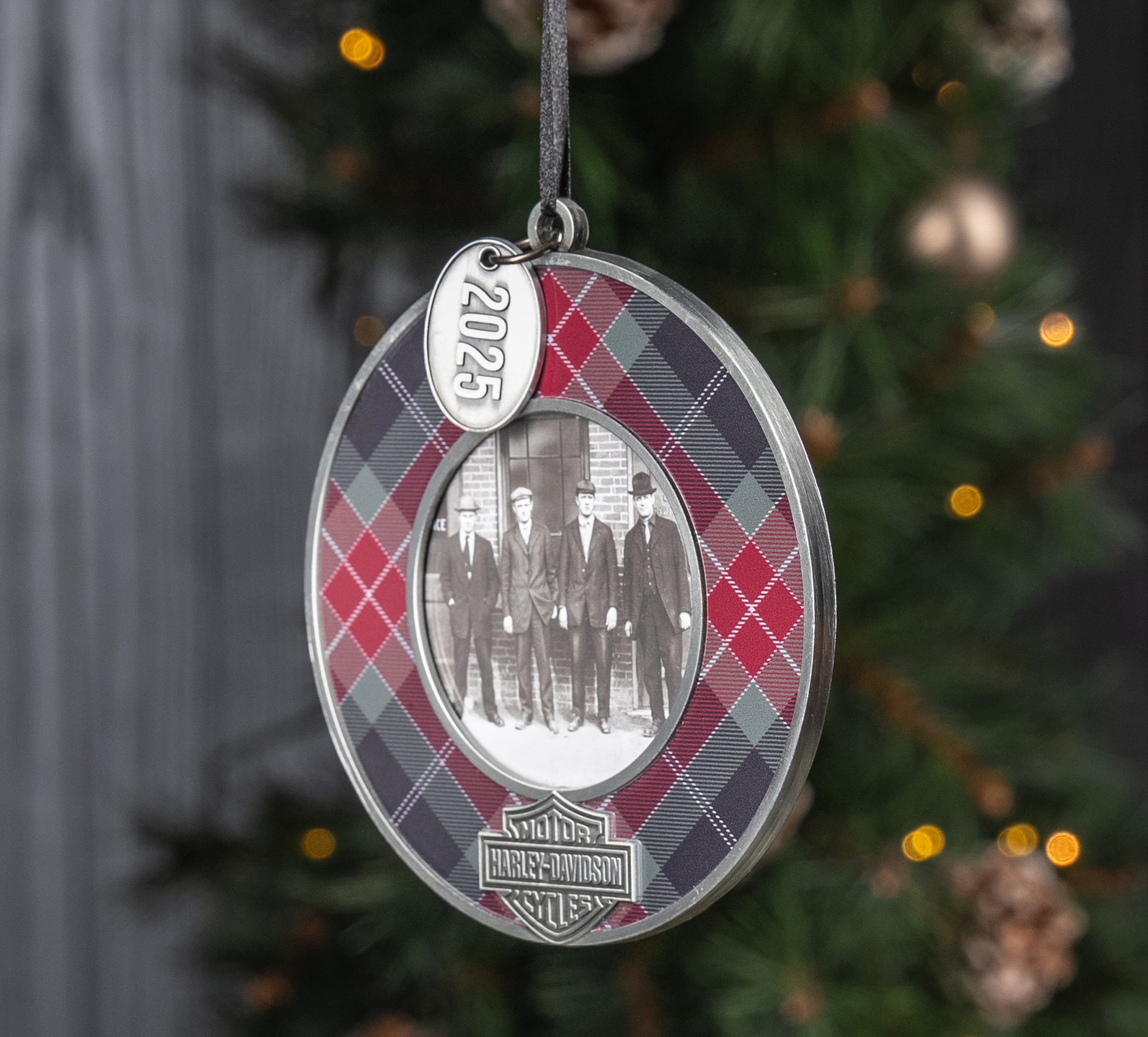 2025 Holiday Plaid Picture Frame Ornament