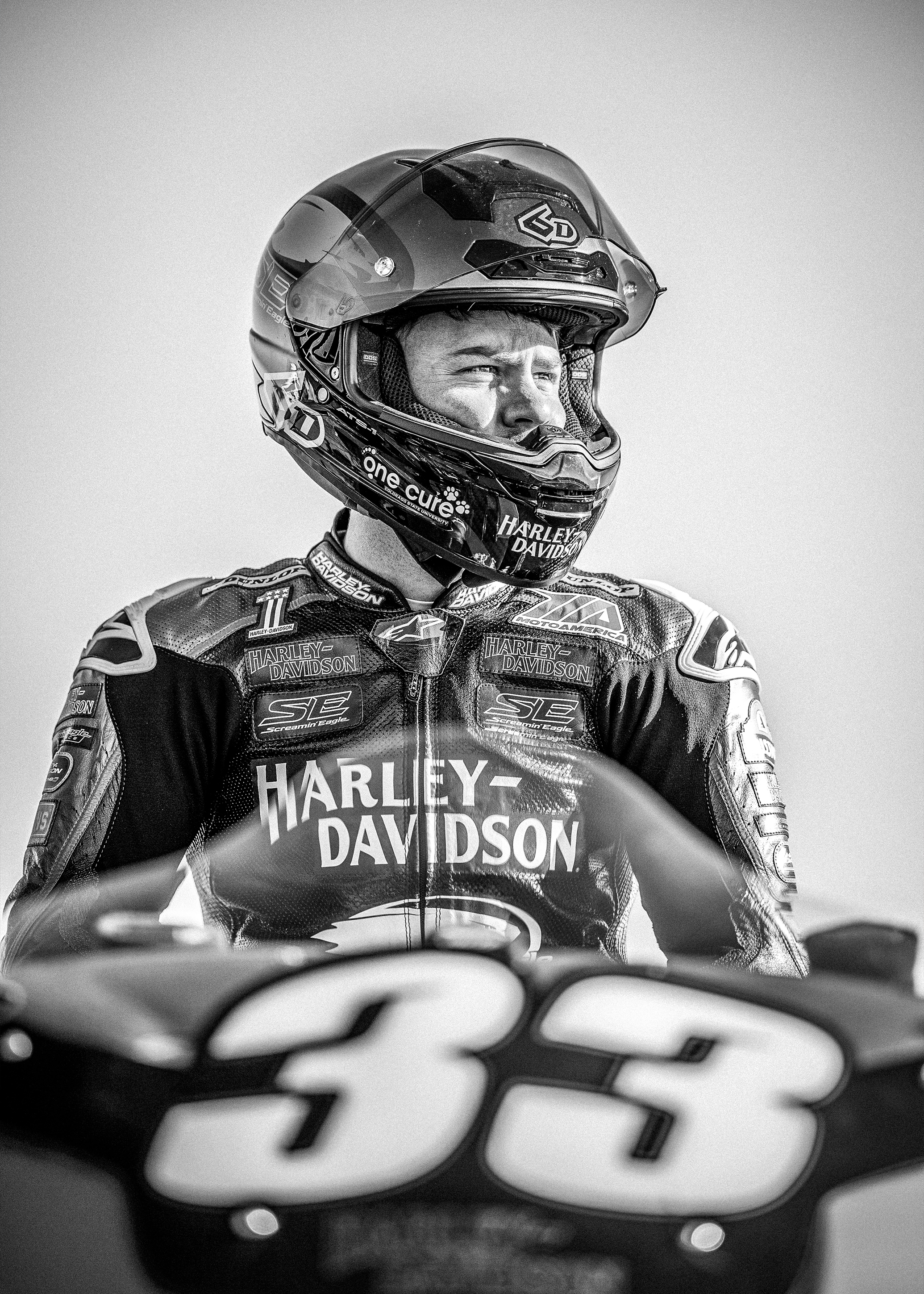 2025 CVO Road Glide RR Lifestyle Shot