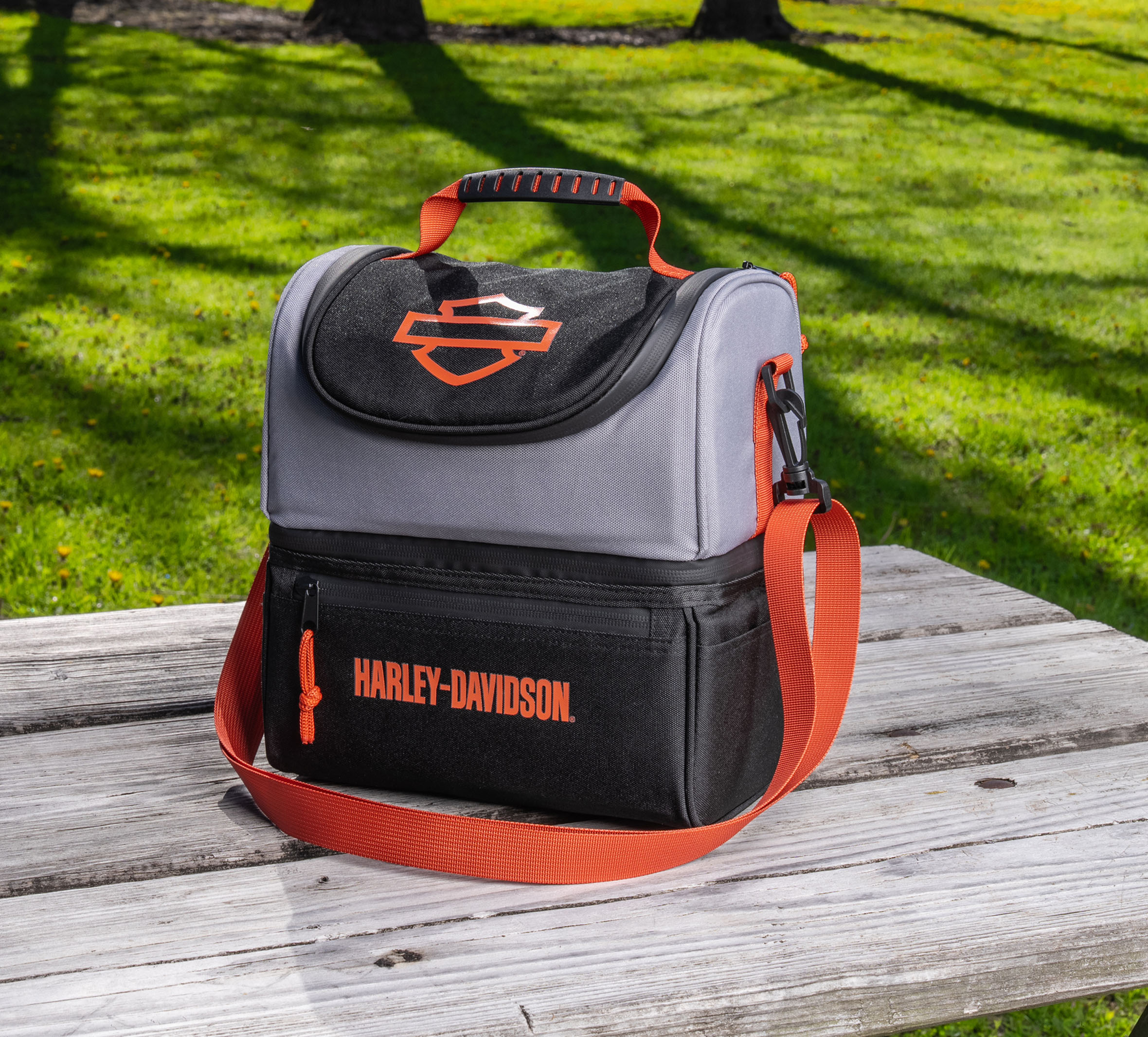 H-D Open Bar & Shield Lunch Box