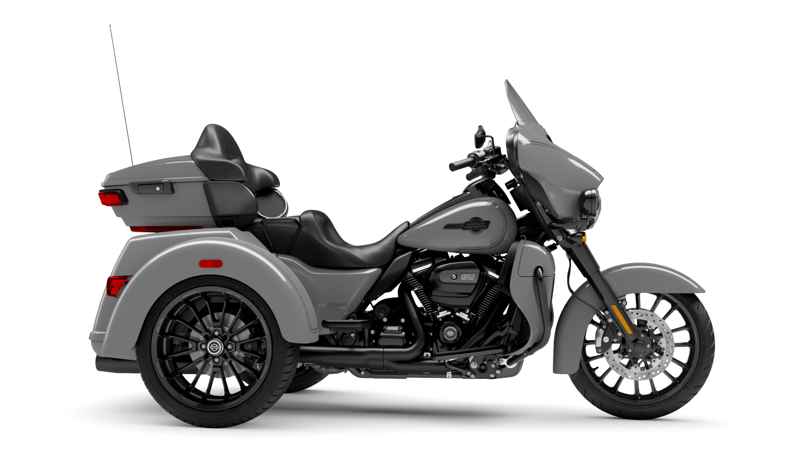 2025-tri-glide-ultra-m02b-