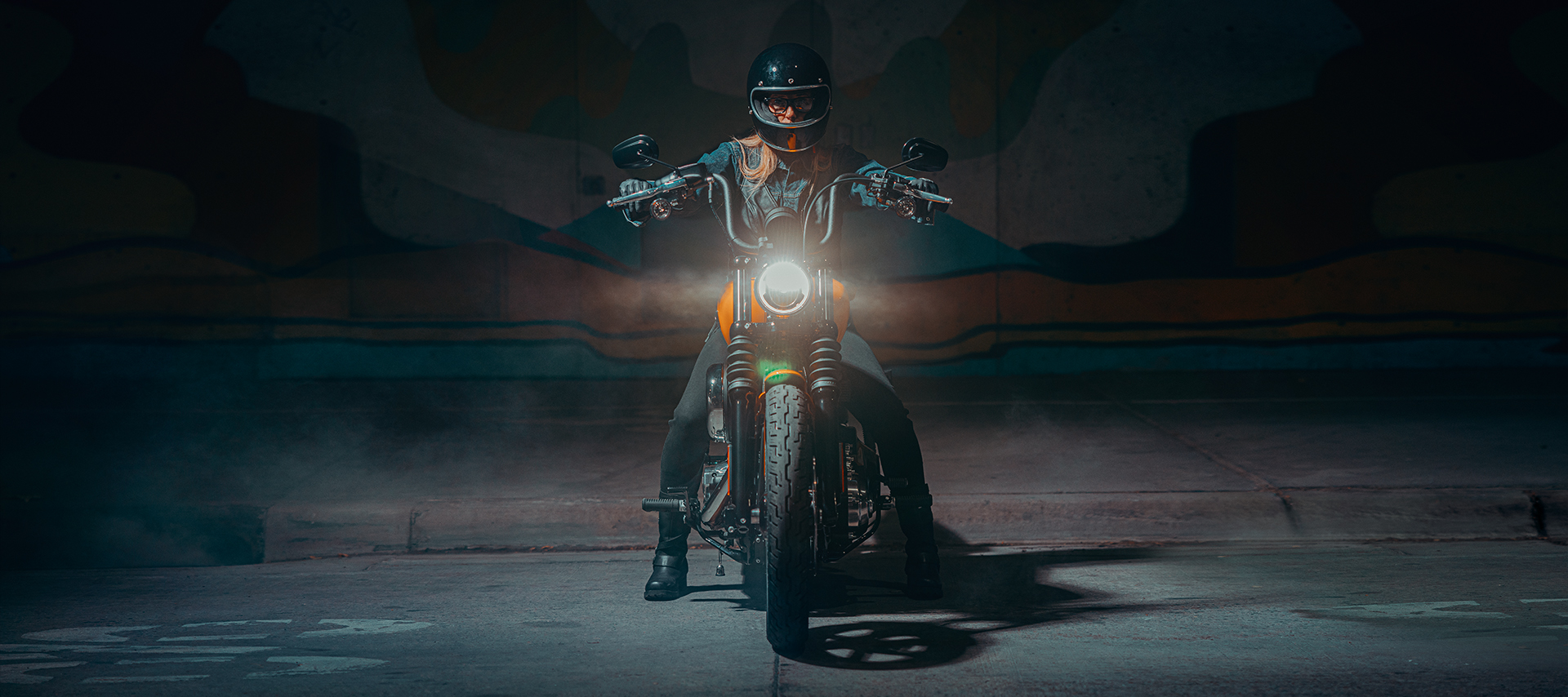 2025 Cruiser Motorcycle Beauty Shot