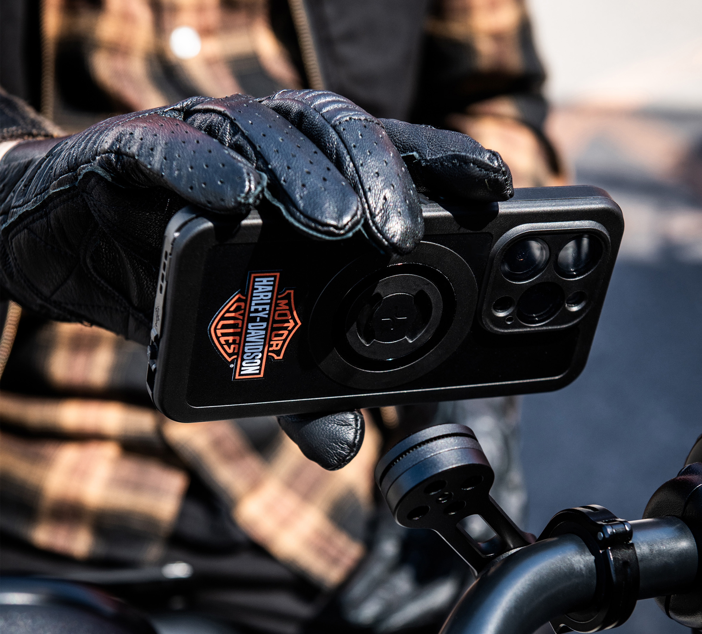 H-D Phone Case Xtreme - Classic Bar & Shield - Samsung S25 Ultra