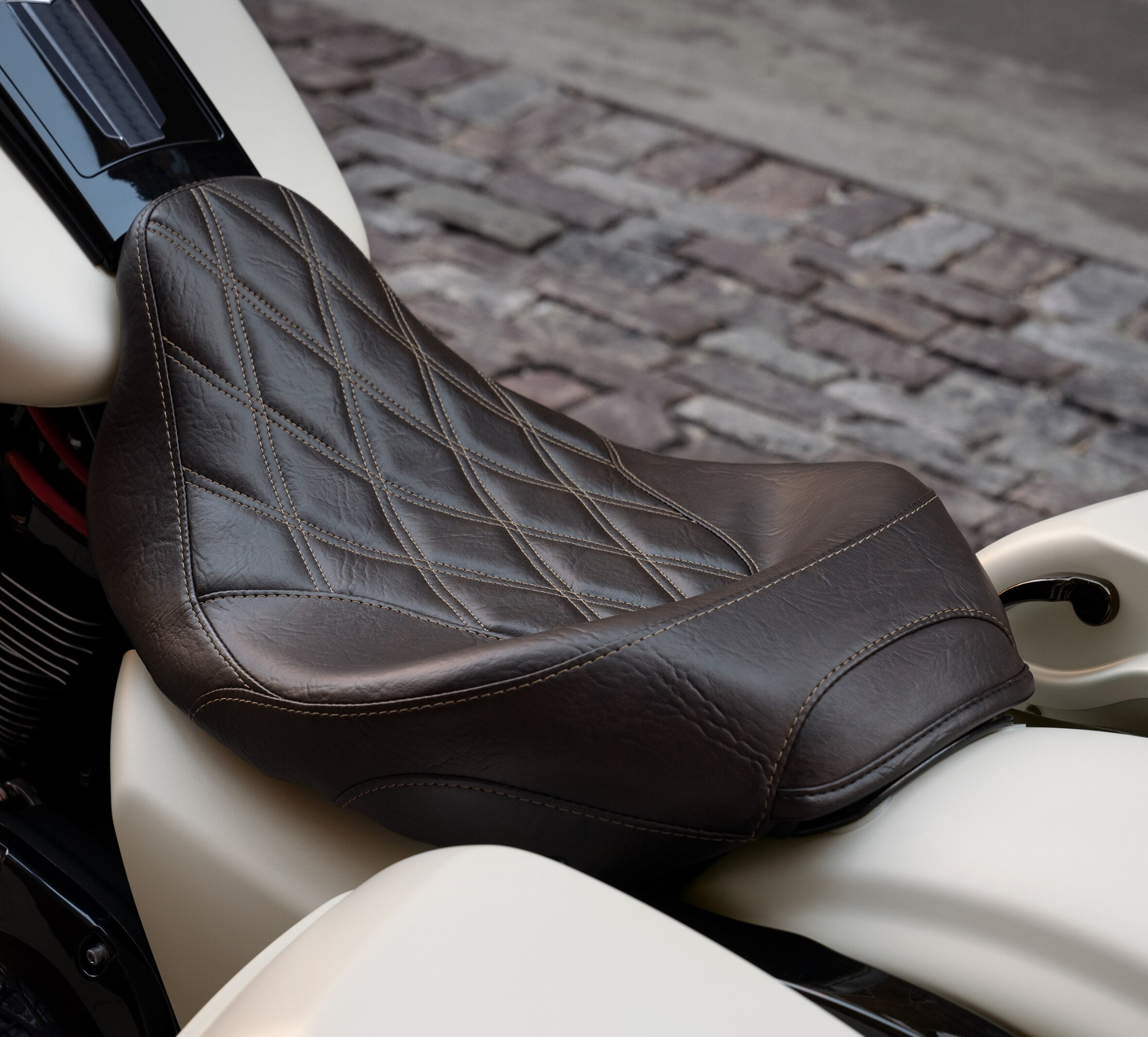Low-Profile Solo Touring Seat