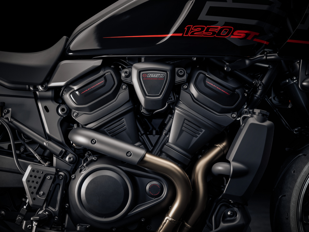 2025 Pan America 1250 ST engine