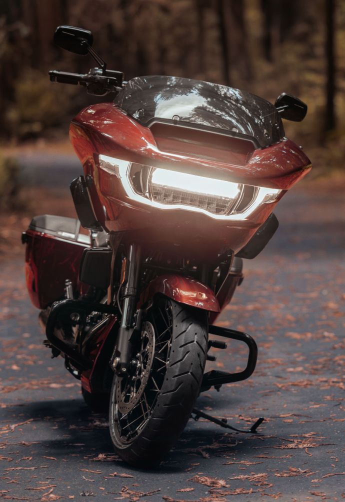 CVO Road Glide Beauty shot